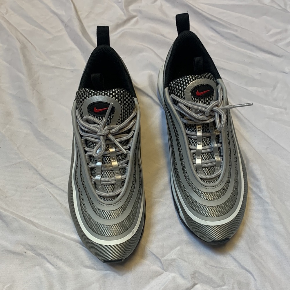 Nike Air Max 97 Ultra 17 Metallic Silver GS - Picture 2 of 8